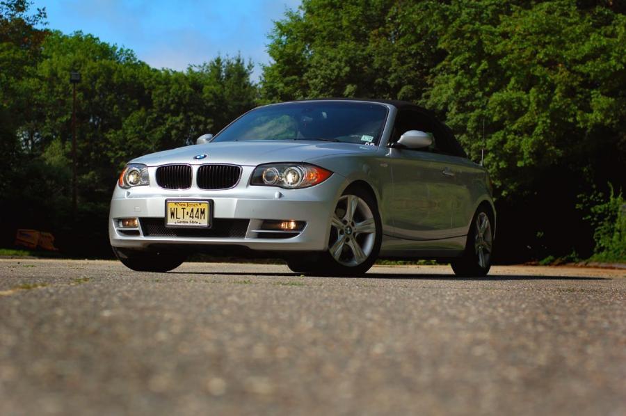  BMW 128i Convertible 2008 года  (фото 28 из 32)